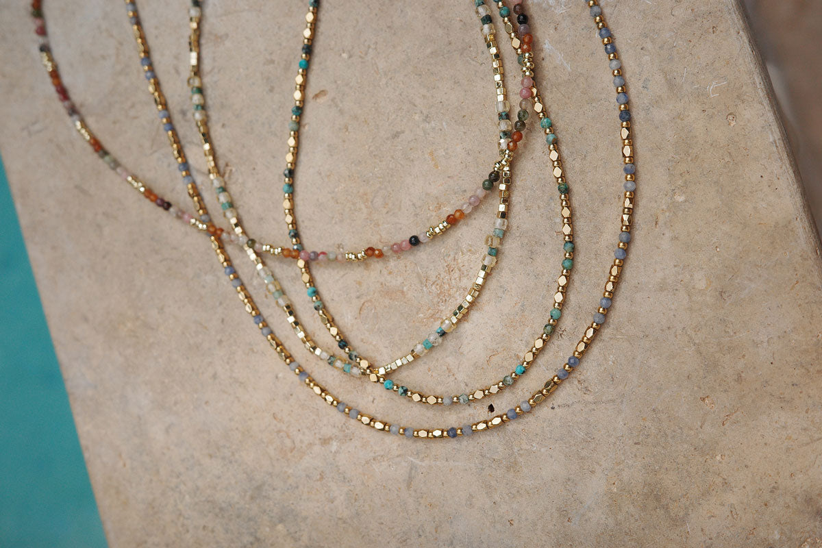 Shiny necklace -wild nature