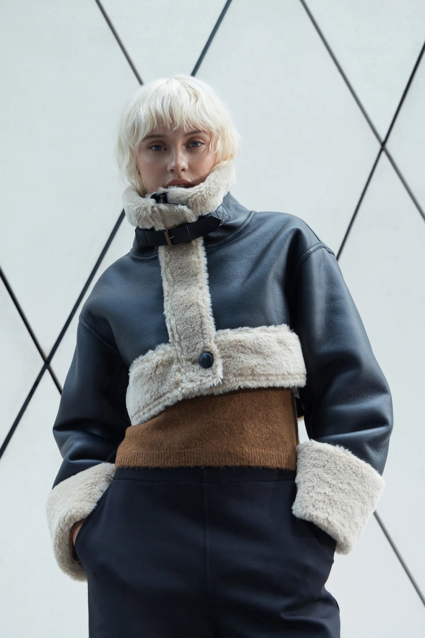 PU Bonded Fur Black/biscuit