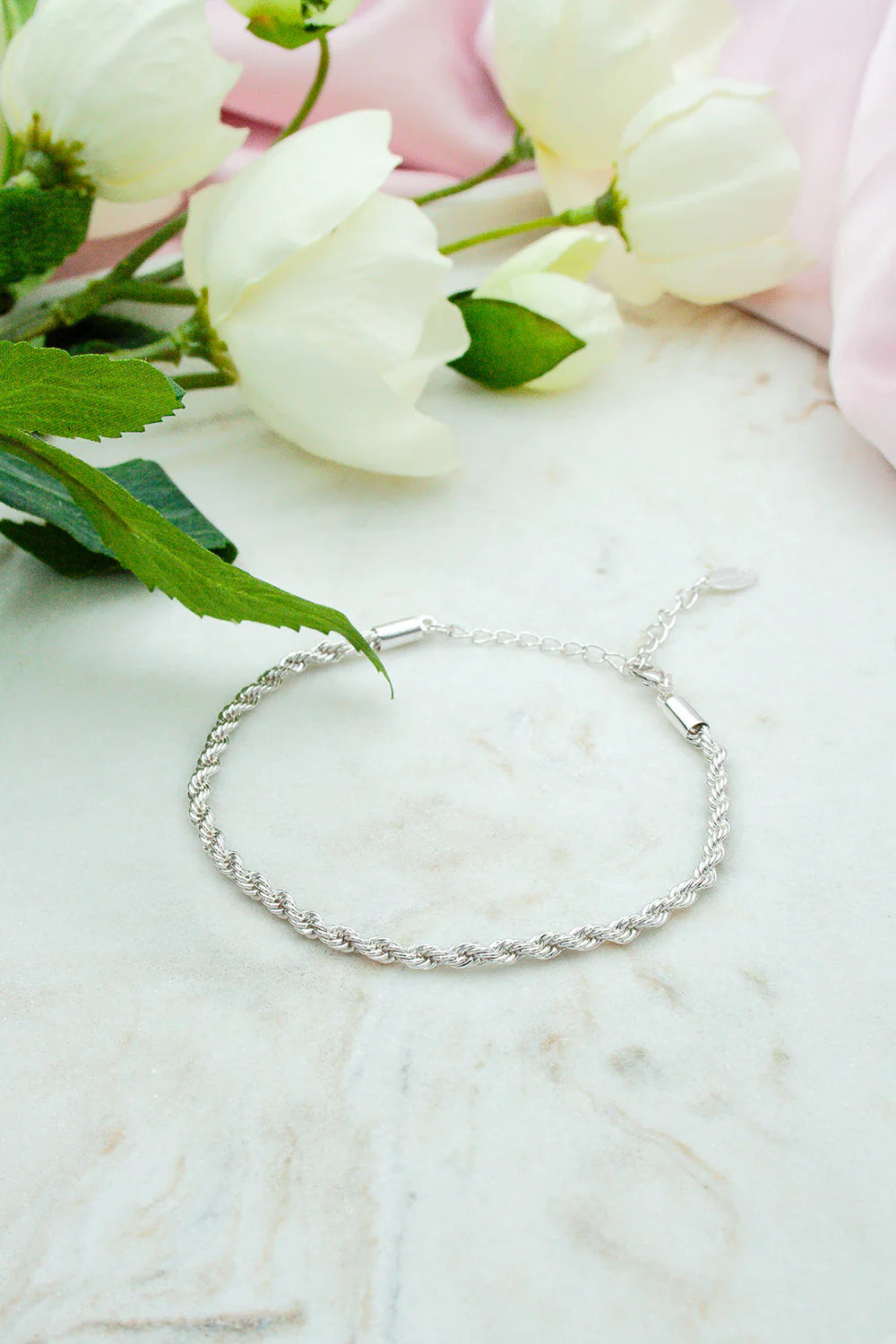 Twisted bracelet thin silver