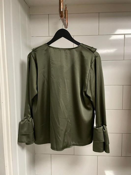 Frill sateen blouse