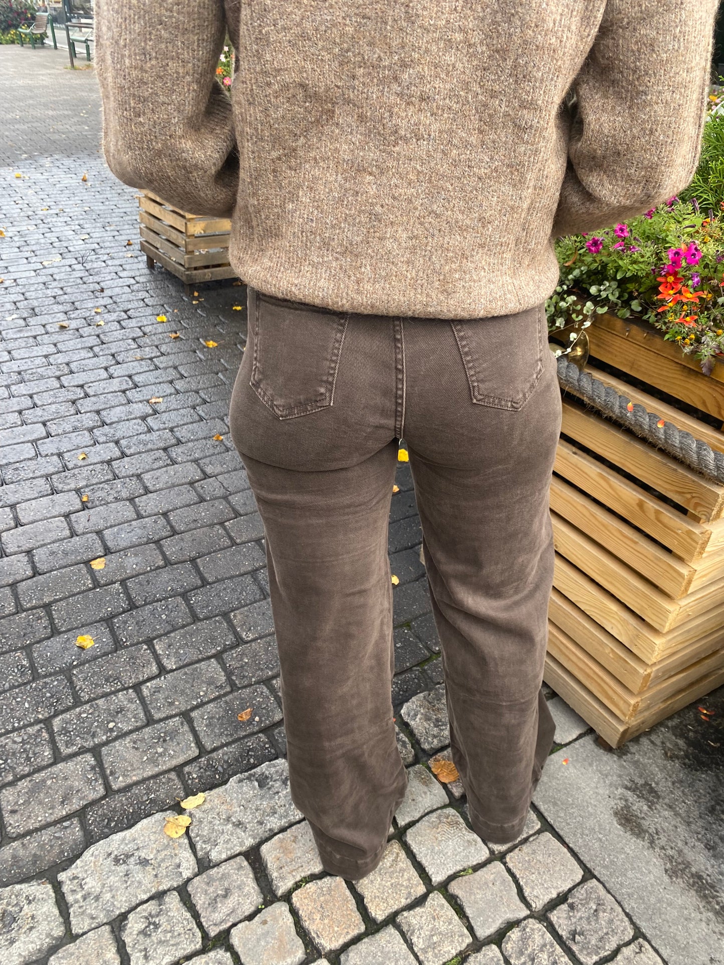 Pockets in front bukse Brun FORHÅNDSORDRE