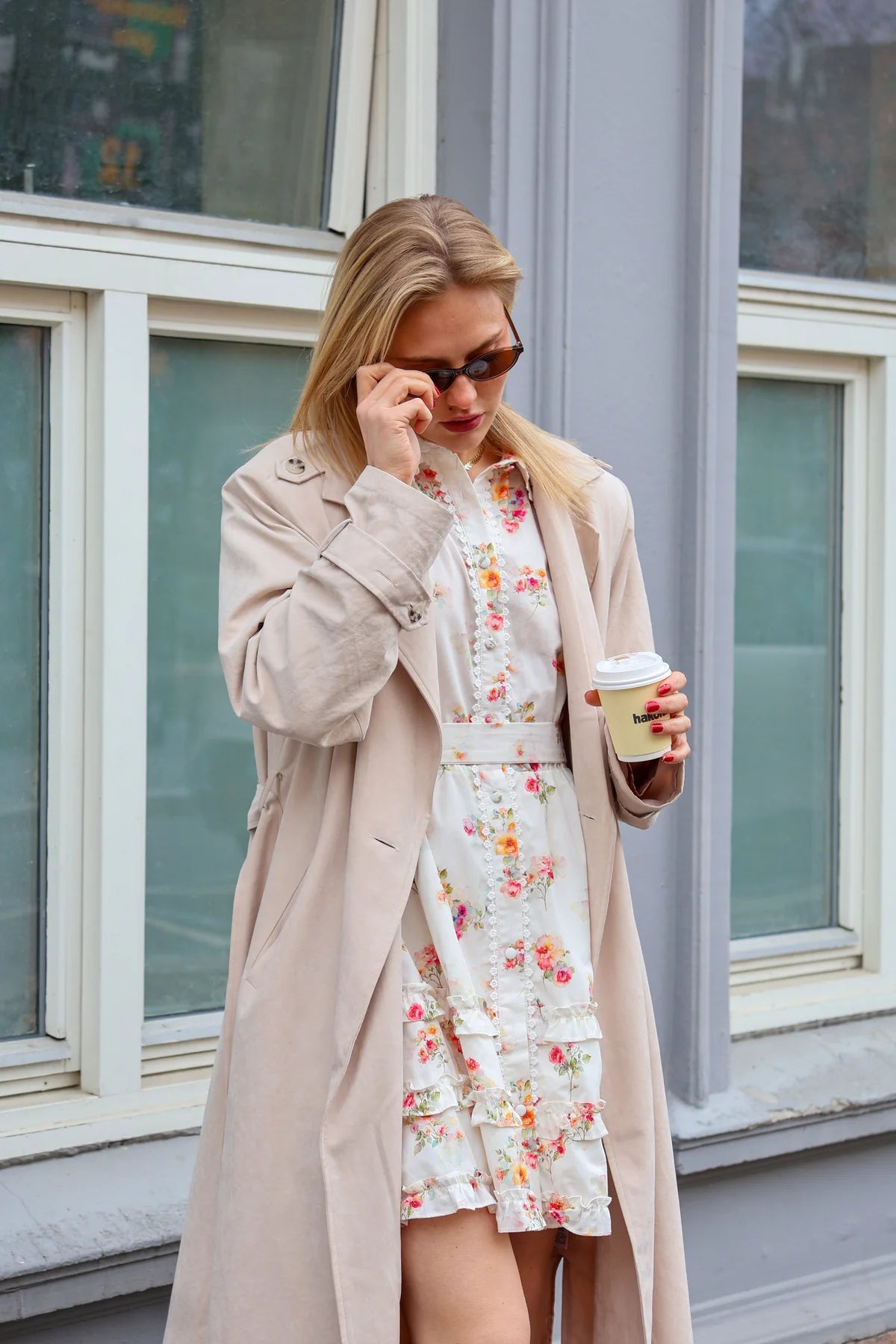 Sara dress white