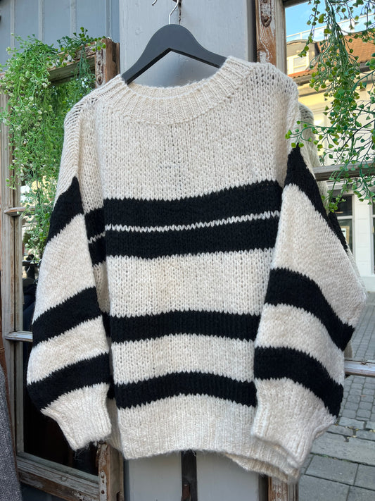 Cozy Sweater stripe
