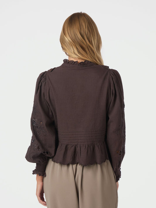 Petrine Embroidery blouse