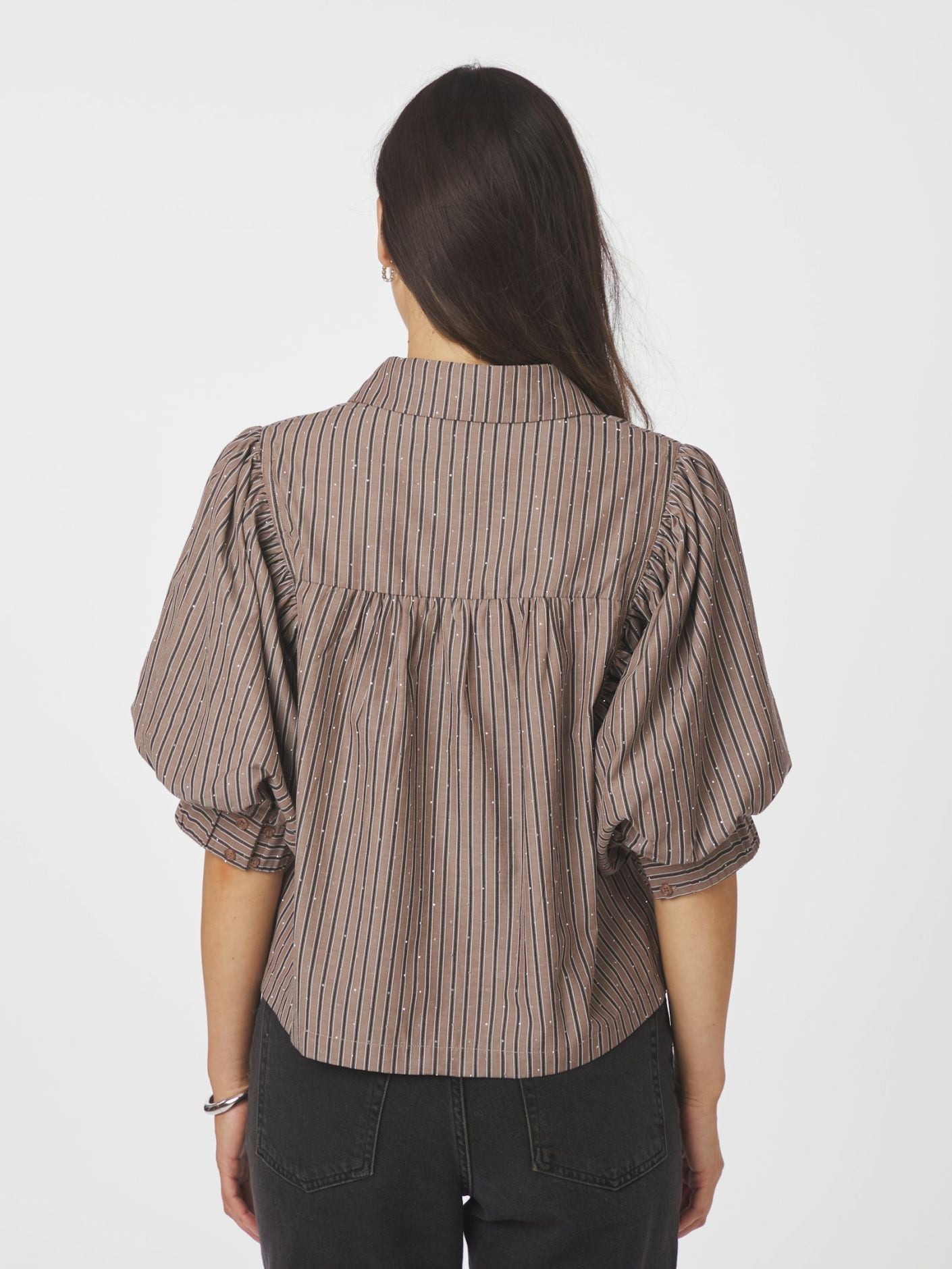 Etta Soft Stripe Stone Shirt FORHÅNDSORDRE