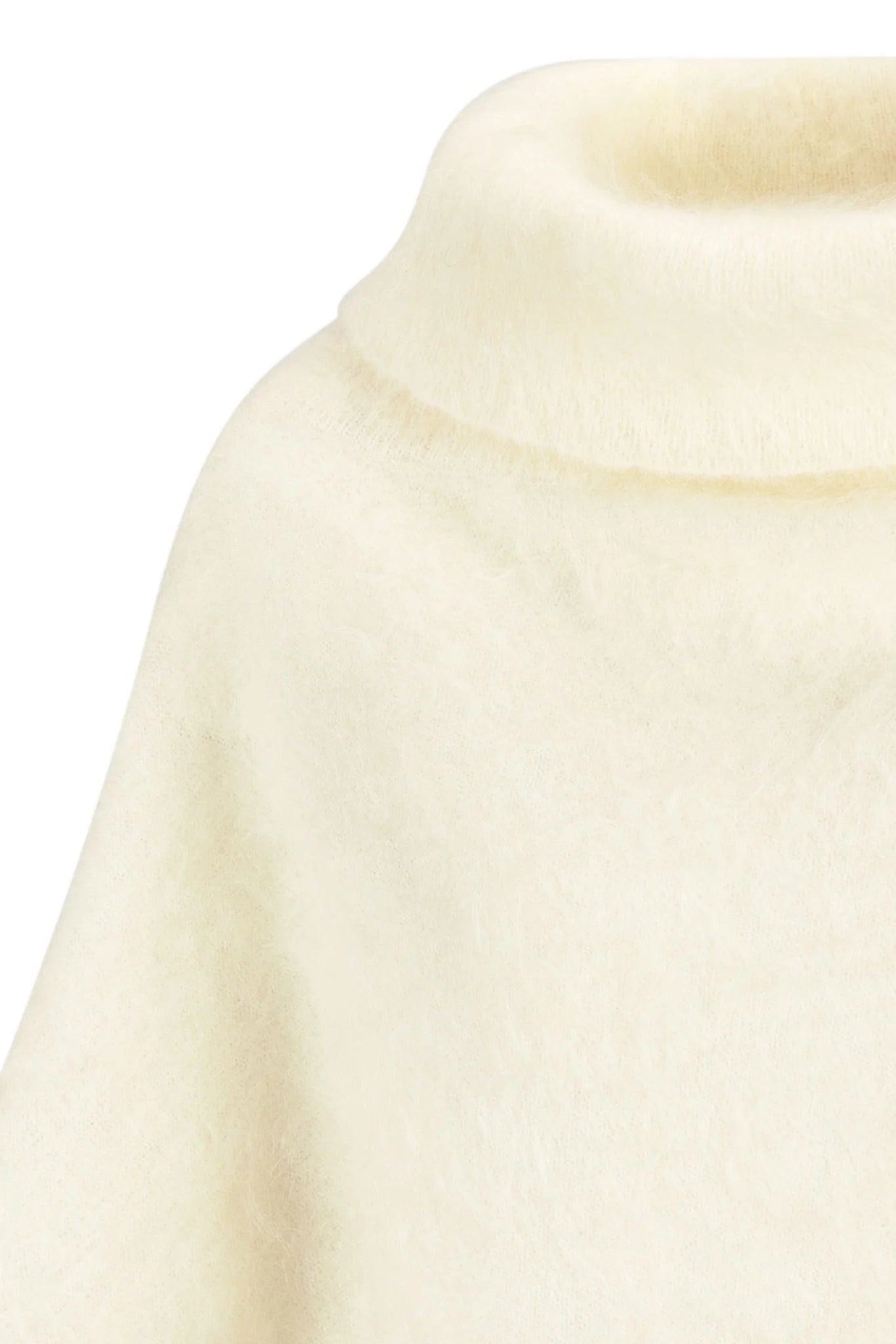 Hedy Turtleneck