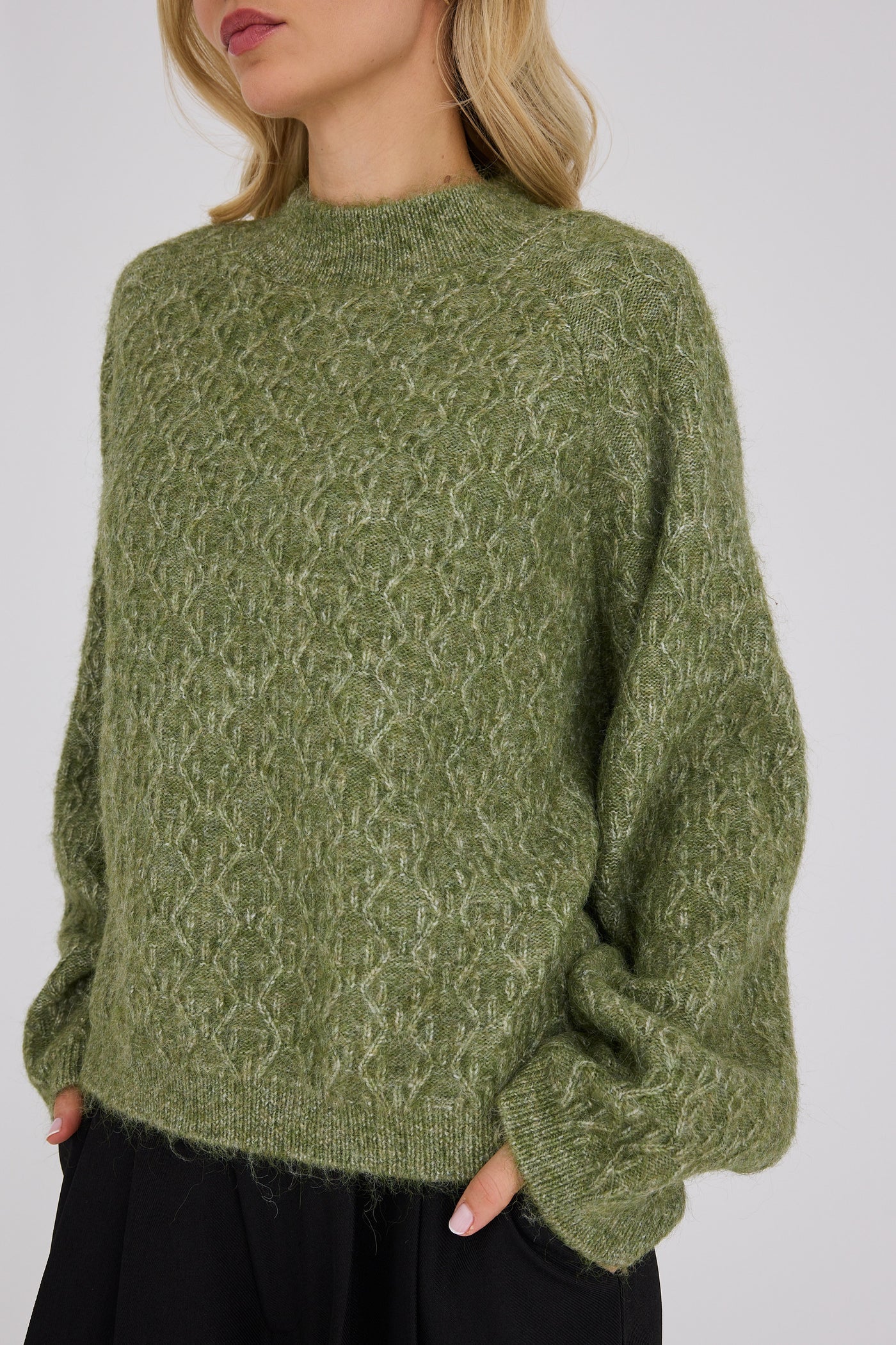 Olivia knit pullover