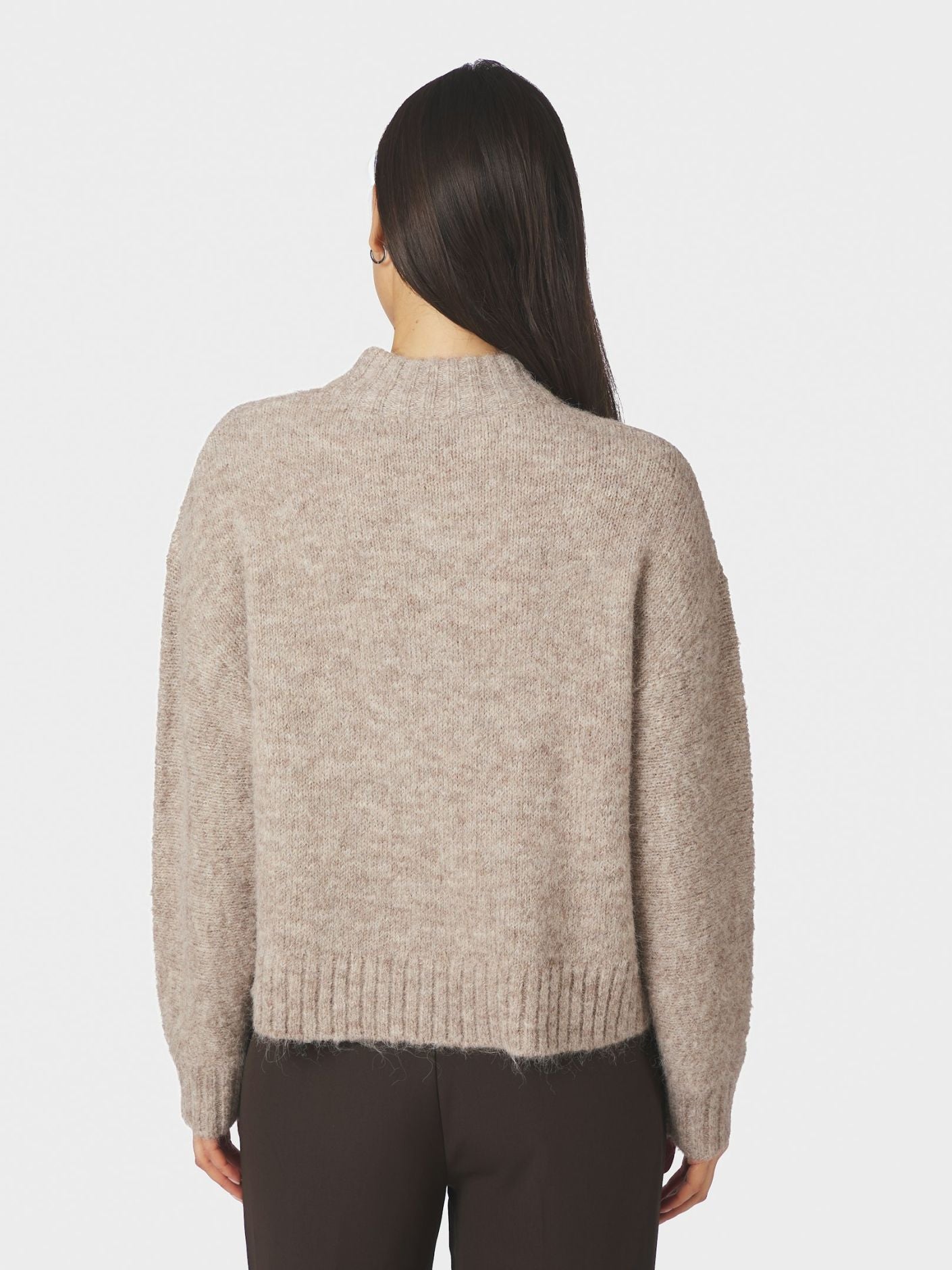Taura Fluffy knit cardiga