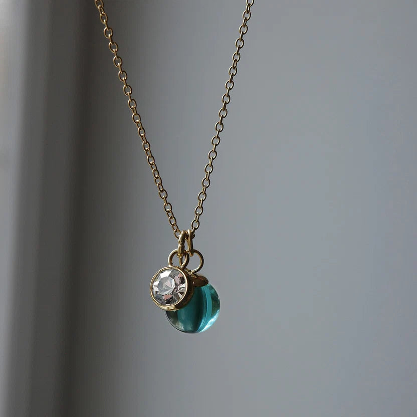 Kort kjede med glasskule, blue - Pure Steel
