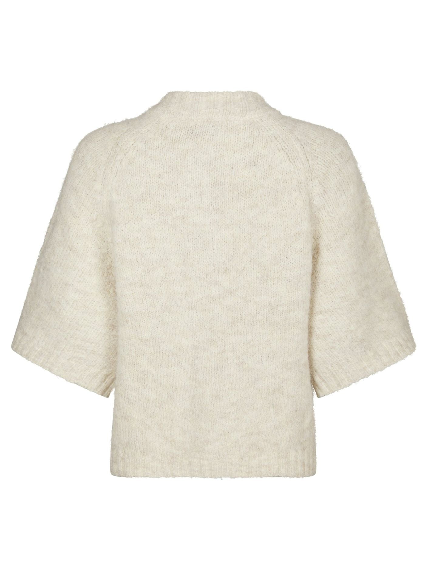 Benuta  Fluffy Knit Cardigan