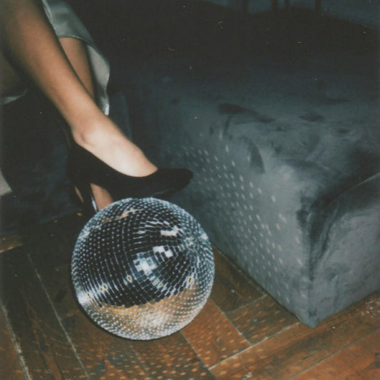 DISCOTEQUE