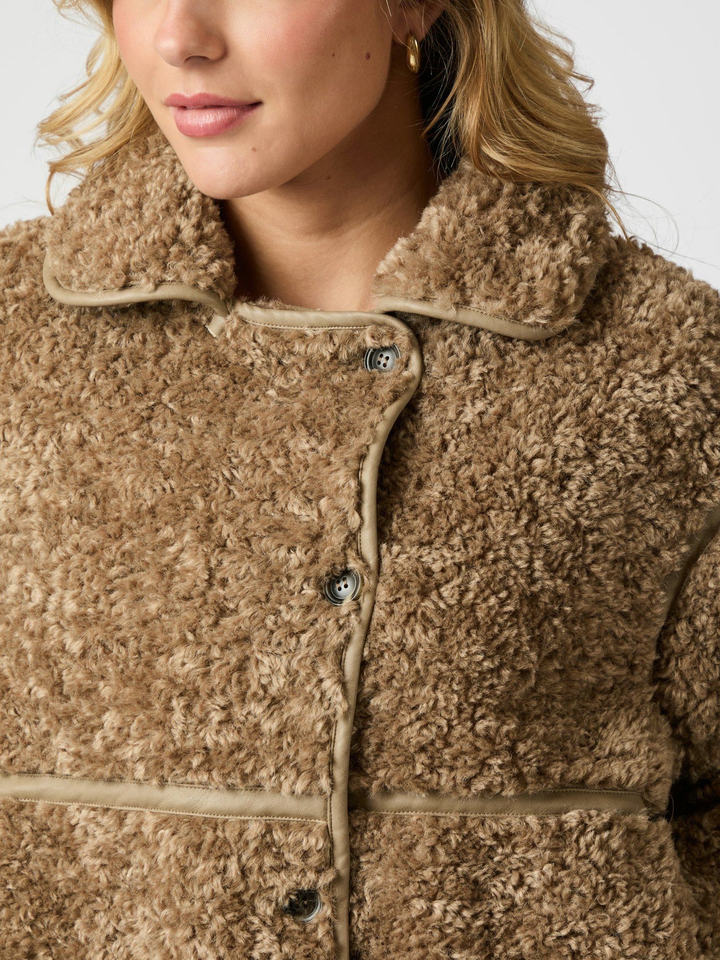 Castor faux fur jacket FORHÅNDSBESTILLING