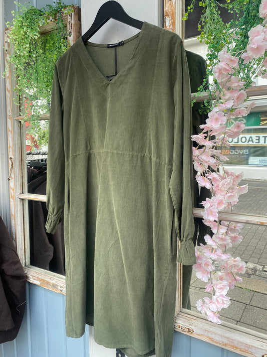 Cordkjole smal modell Burgunder