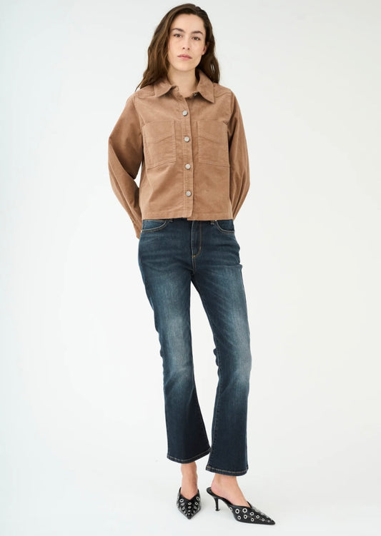 Johanna kick flare wash fullham