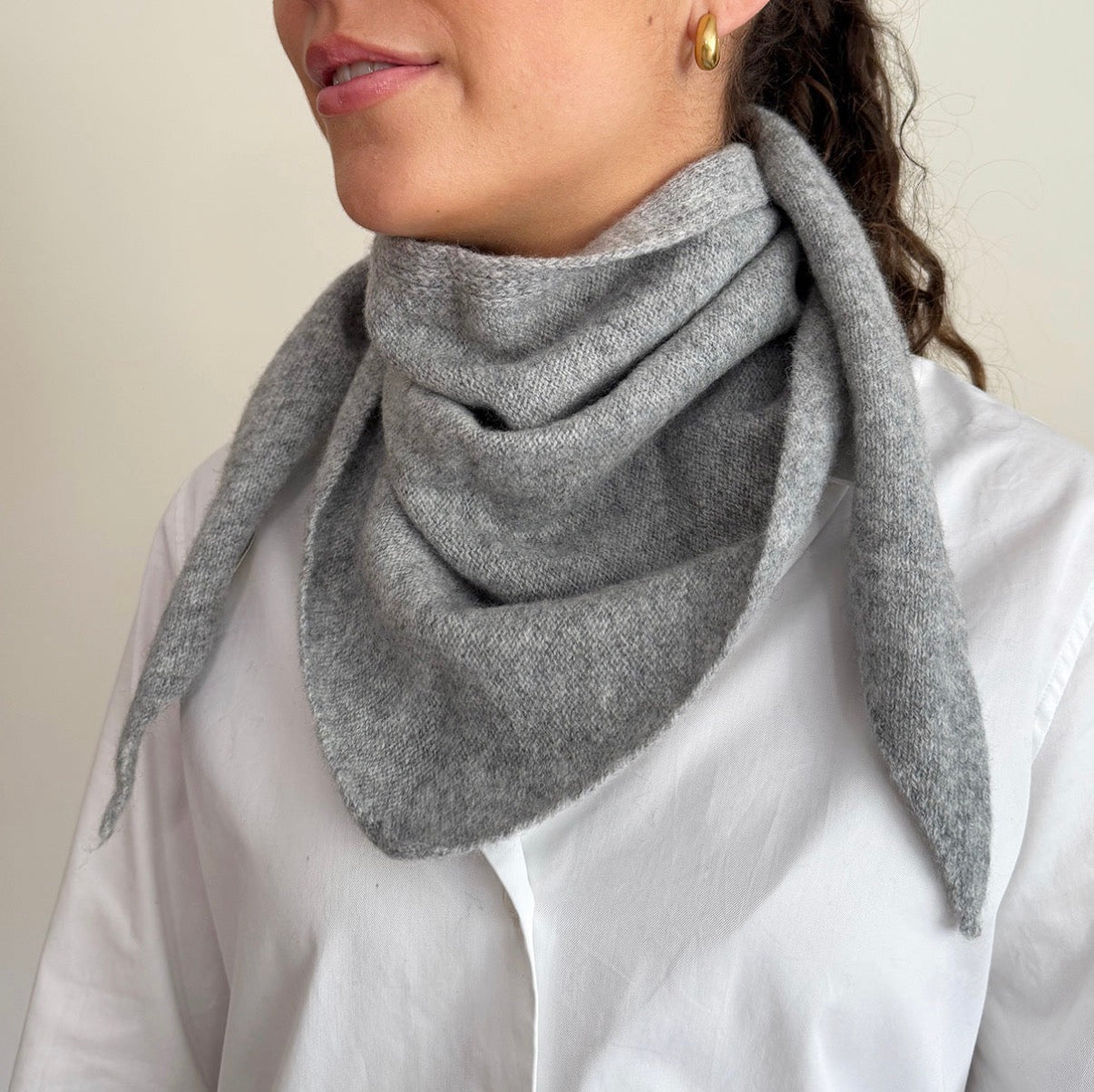 Scarves, triangular 110x37 Wool light grey